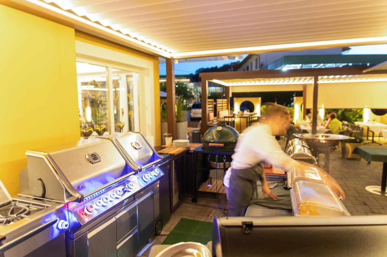 Restaurant Hotel Schrott Kaibing エクステリア 写真