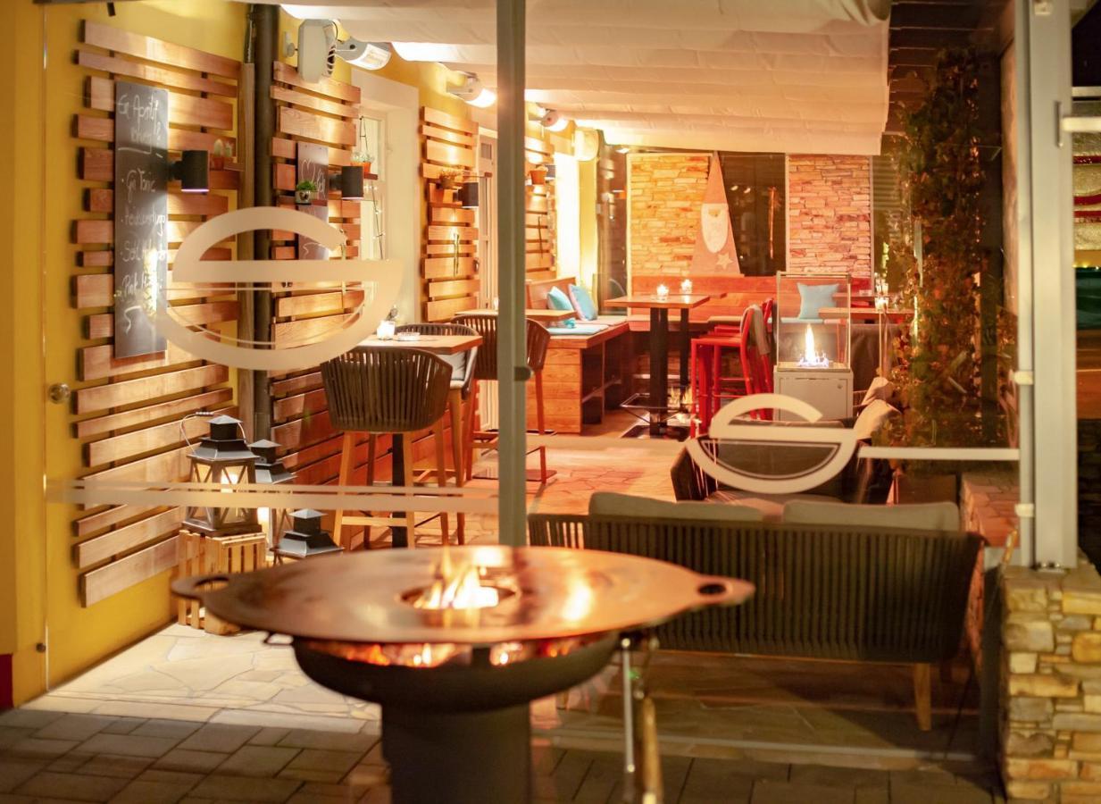 Restaurant Hotel Schrott Kaibing エクステリア 写真