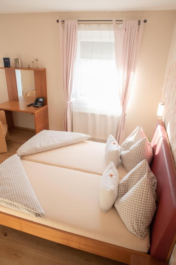 Restaurant Hotel Schrott Kaibing エクステリア 写真
