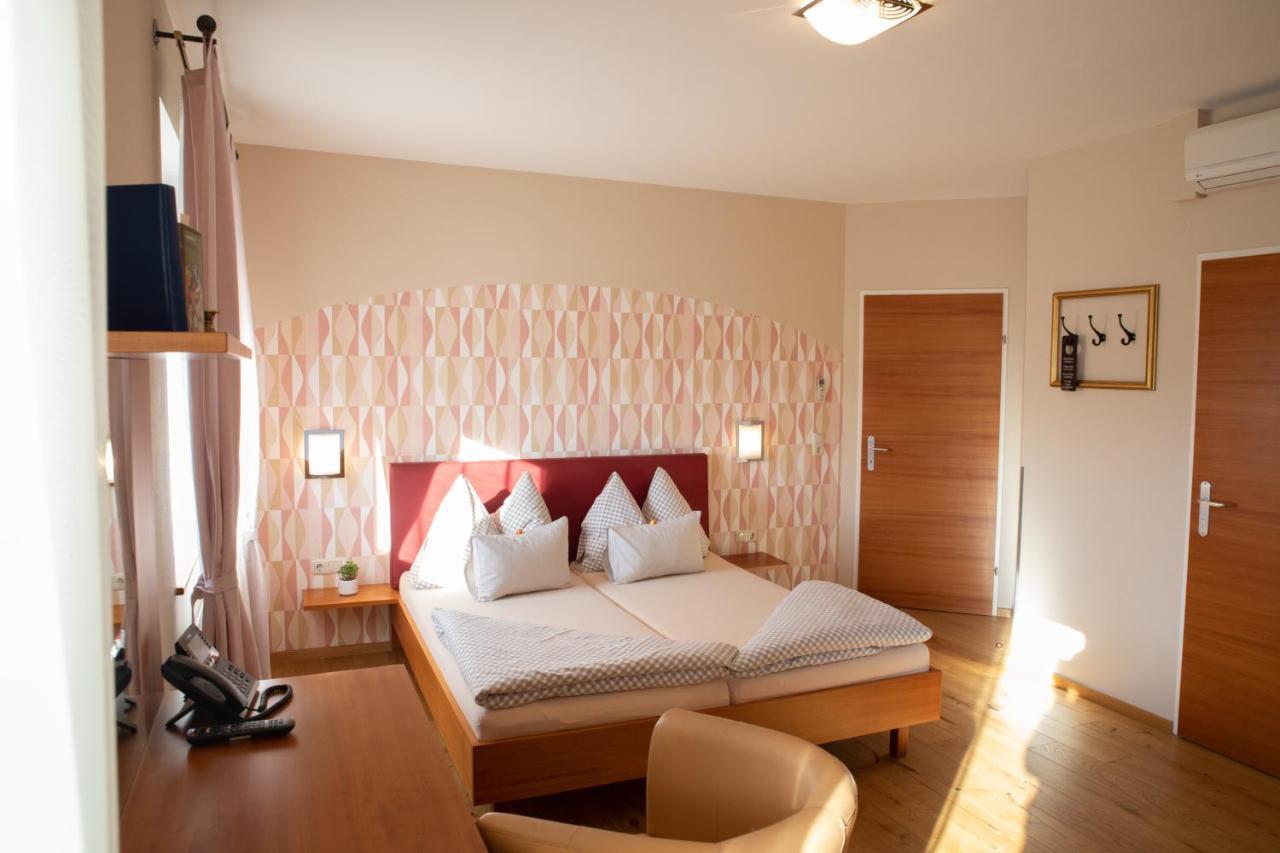 Restaurant Hotel Schrott Kaibing エクステリア 写真